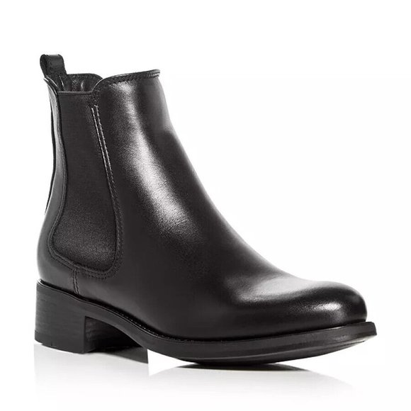 New! La Canadienne Sara Waterproof Chelsea Boot Black Leather Size 8.5 M DD297